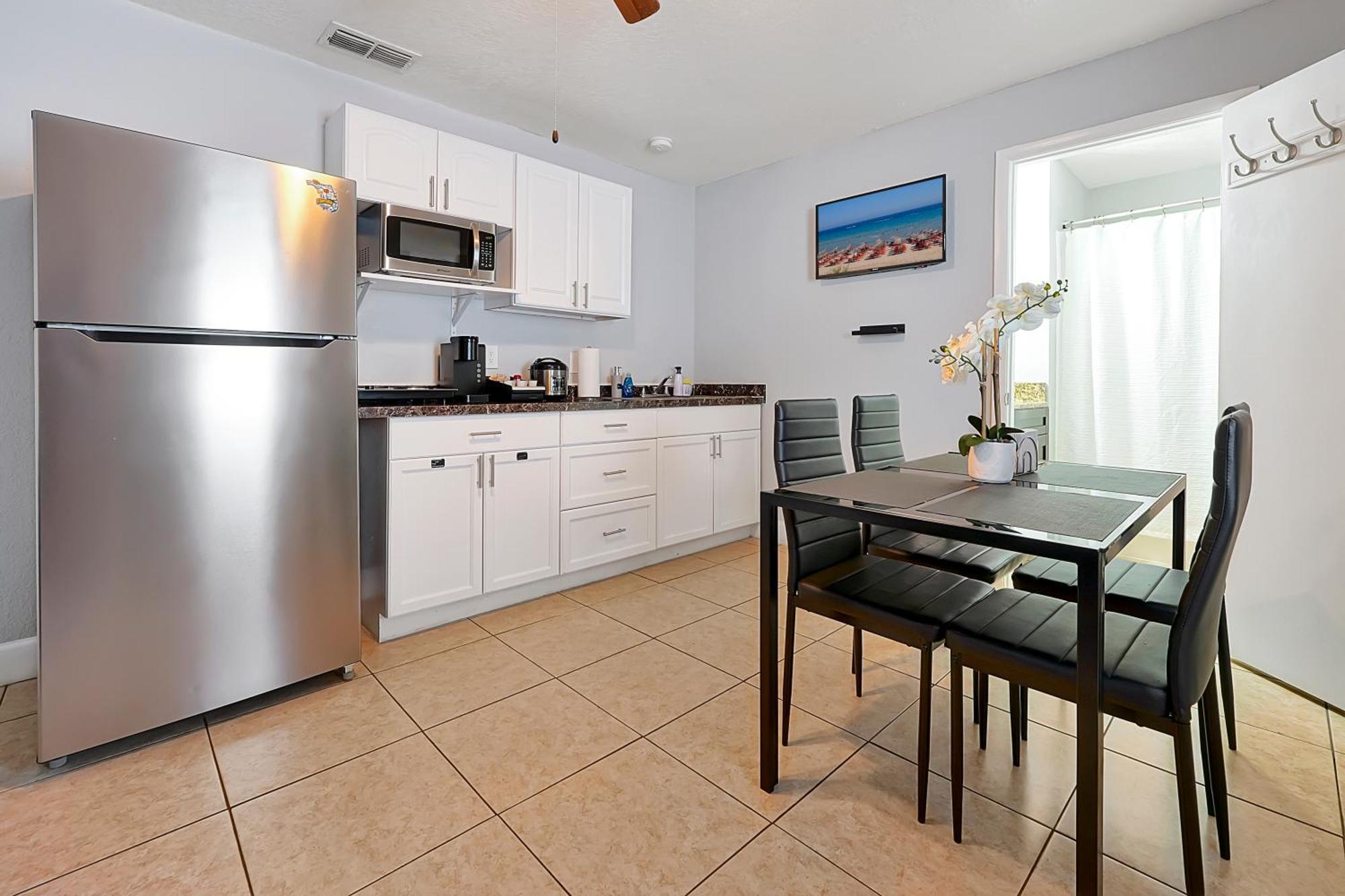 Comfortable Private Room In Tampa: The Wanderlust المظهر الخارجي الصورة